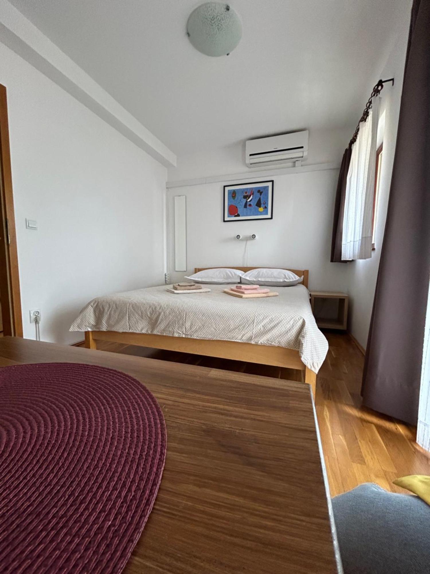 Guesthouse Fjaka スプリト エクステリア 写真