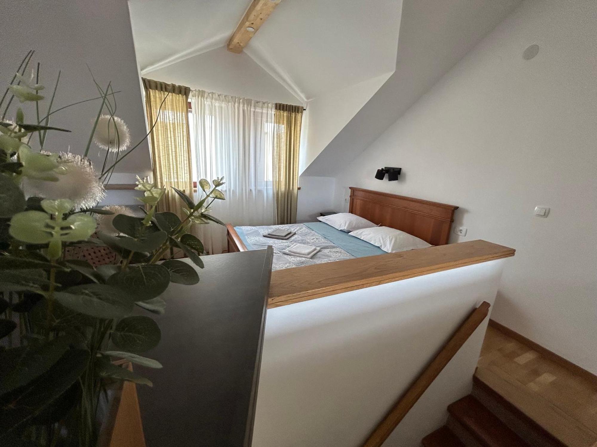 Guesthouse Fjaka スプリト エクステリア 写真